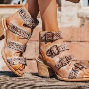 Freebird by Steve  Blush Quails size 8